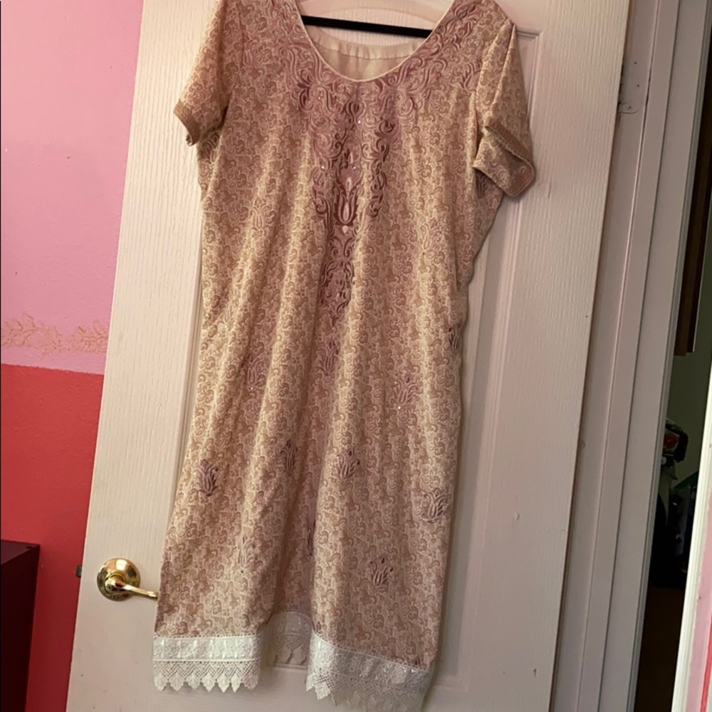 Salwar kameez/ Indian dress